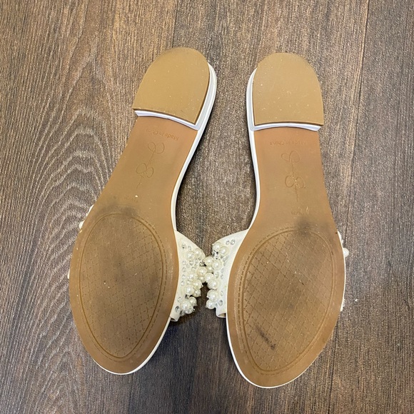 White slides with pearl/sequin detail. - Picture 5 of 5